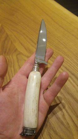 Messer aus Hirschgeweih