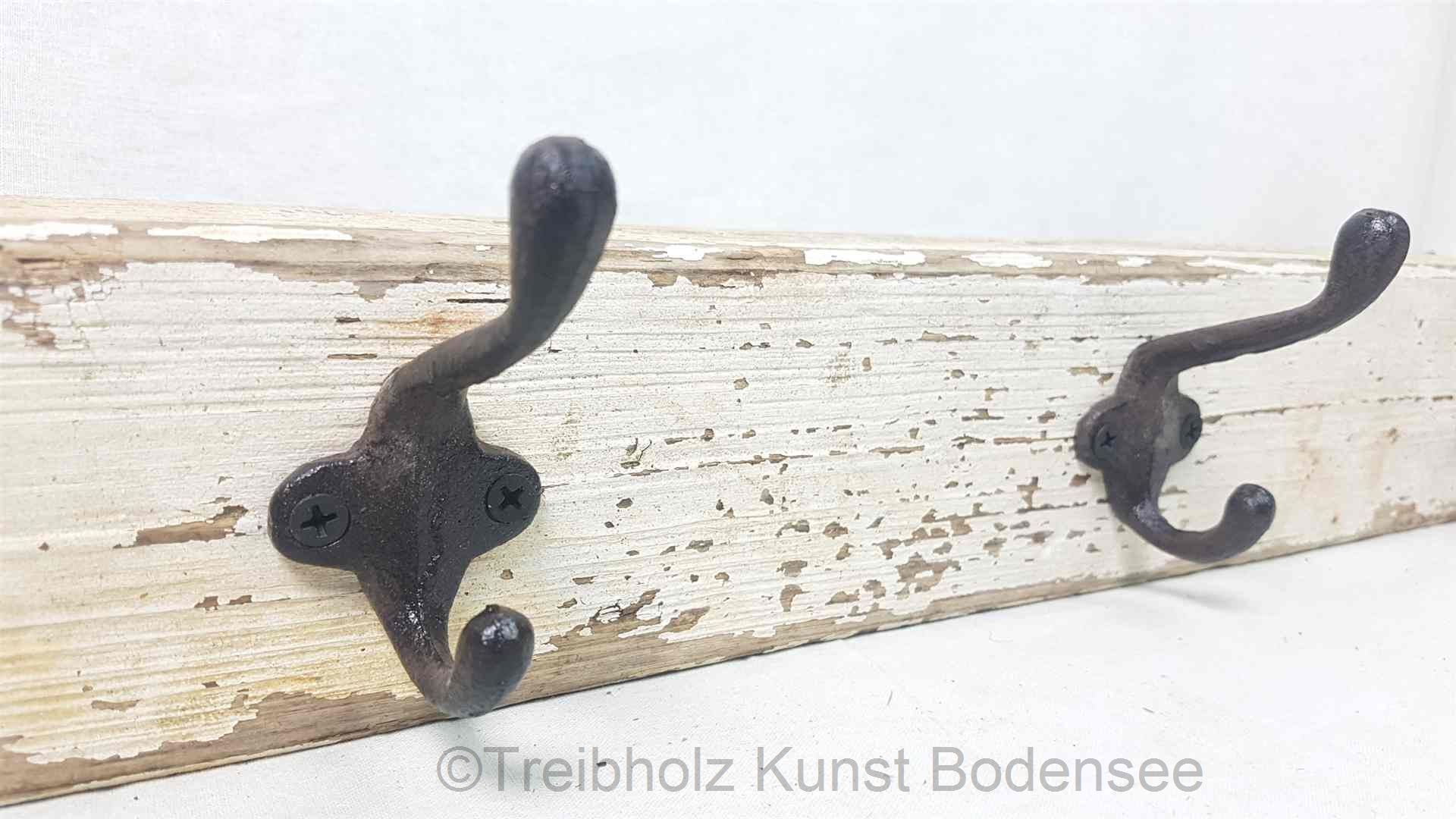 Handtuchhalter im Bad - www.treibholz-bodensee.de - Wandgarderobe